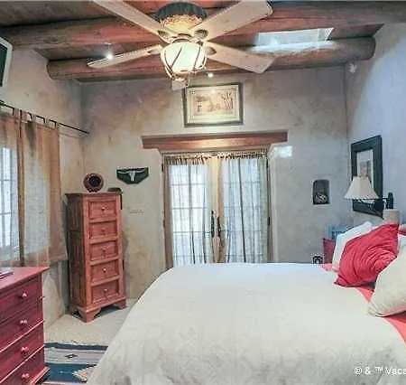 Holiday home Cowboy Song *